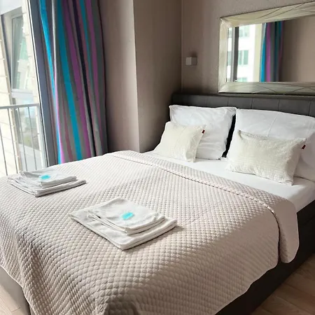 Skau 2 Eurovea Garden View Free Parking 公寓 布拉迪斯拉发