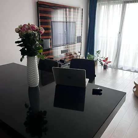 Skau 2 Eurovea Garden View Free Parking Bratislava